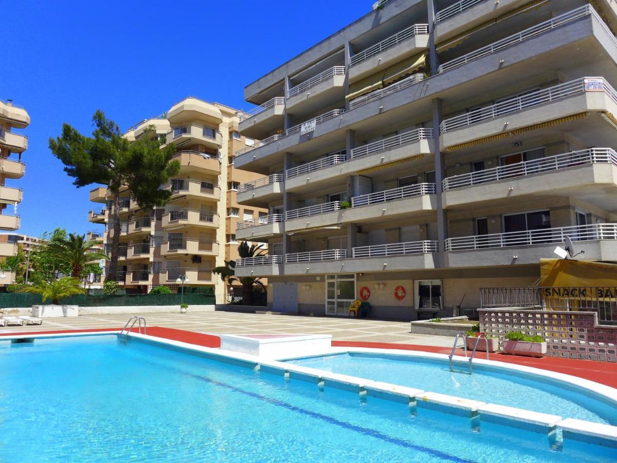 Rentalmar Zahara Family Suites Salou Exteriör bild