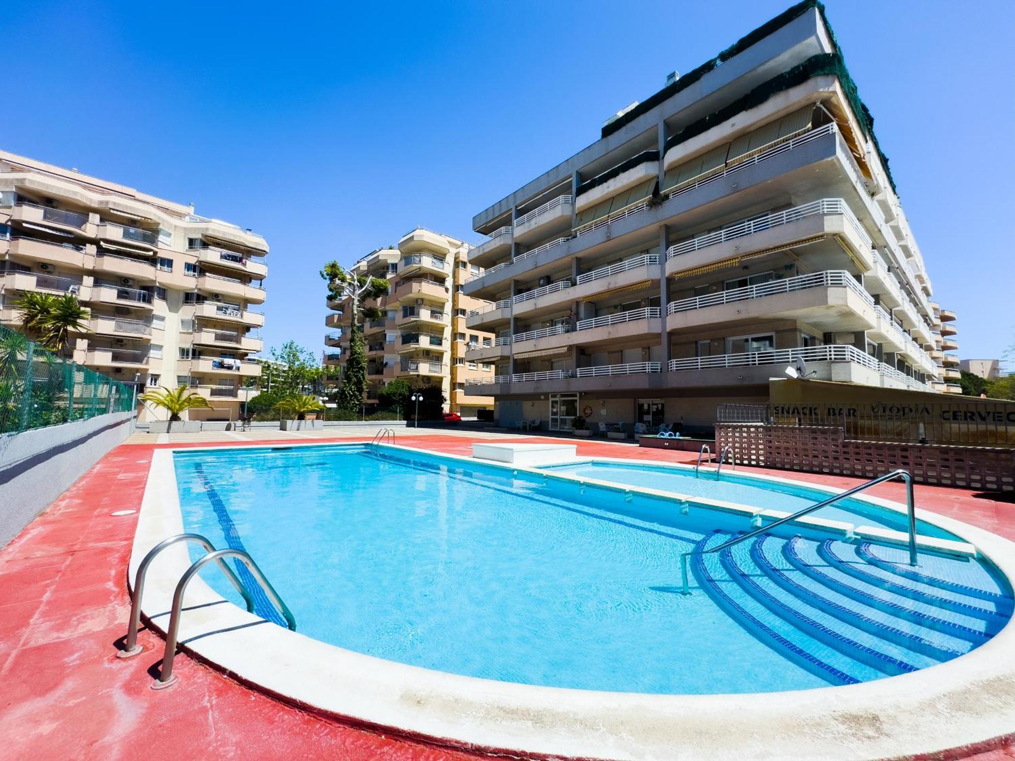 Rentalmar Zahara Family Suites Salou Exteriör bild
